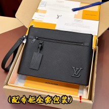 루이비통 아이패드 파우치 남성용 블랙 Louis Vuitton Ipad pouch 3칼라 M69837