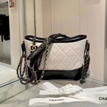 샤넬 가브리엘 스몰 호보 백 A91810