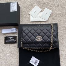 샤넬 큐빅 로고 월렛 온 체인 WOC 블랙 AP2734 B08043 94305