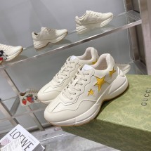 구찌 인터로킹 G 별 라이톤 스니커즈 660938 2SH10 9560