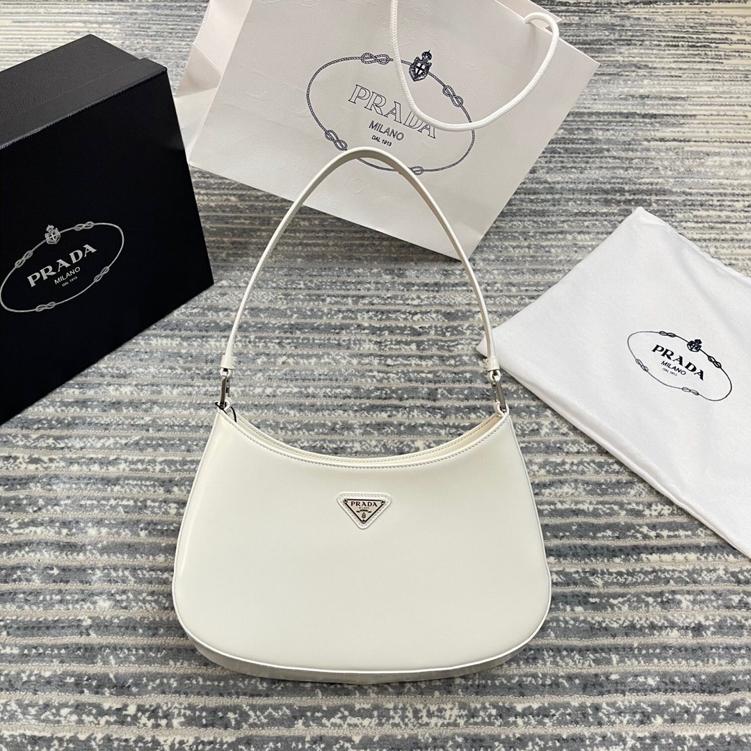 프라다 cleo 가죽 솔더백 1BC499