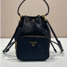프라다 삼각로고 듀엣 탑 핸들 버킷백 2컬러 1BH038
