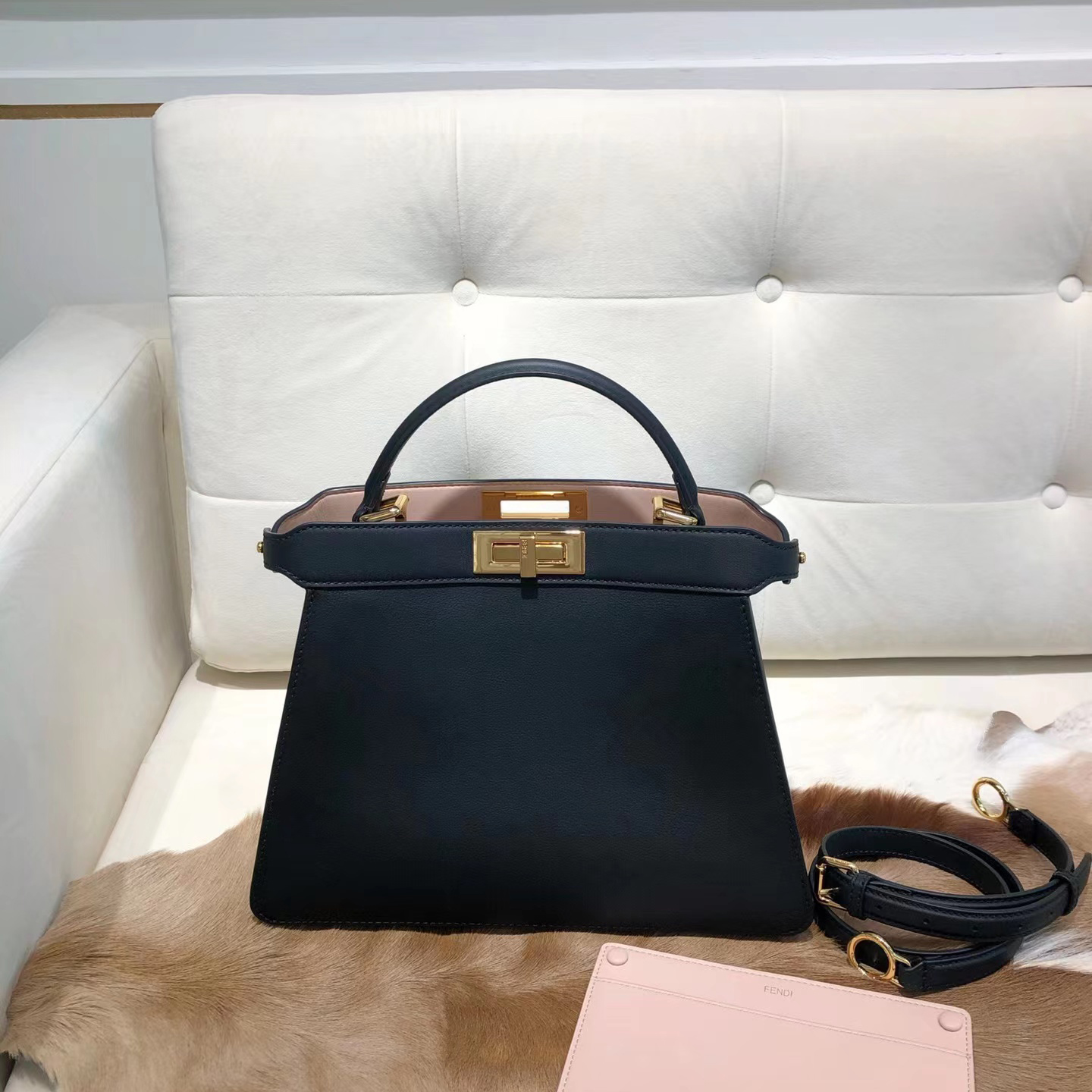 펜디 토트 탑핸드백 Fendi Selleria bag 8BN327ADYLF1EEJ