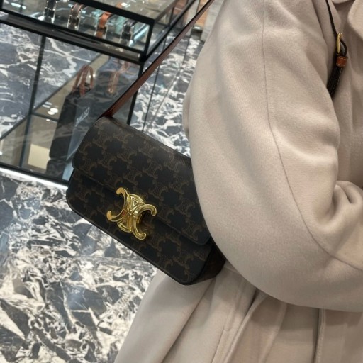 셀린느 트리오페 숄더백 04LU 194142CUZ