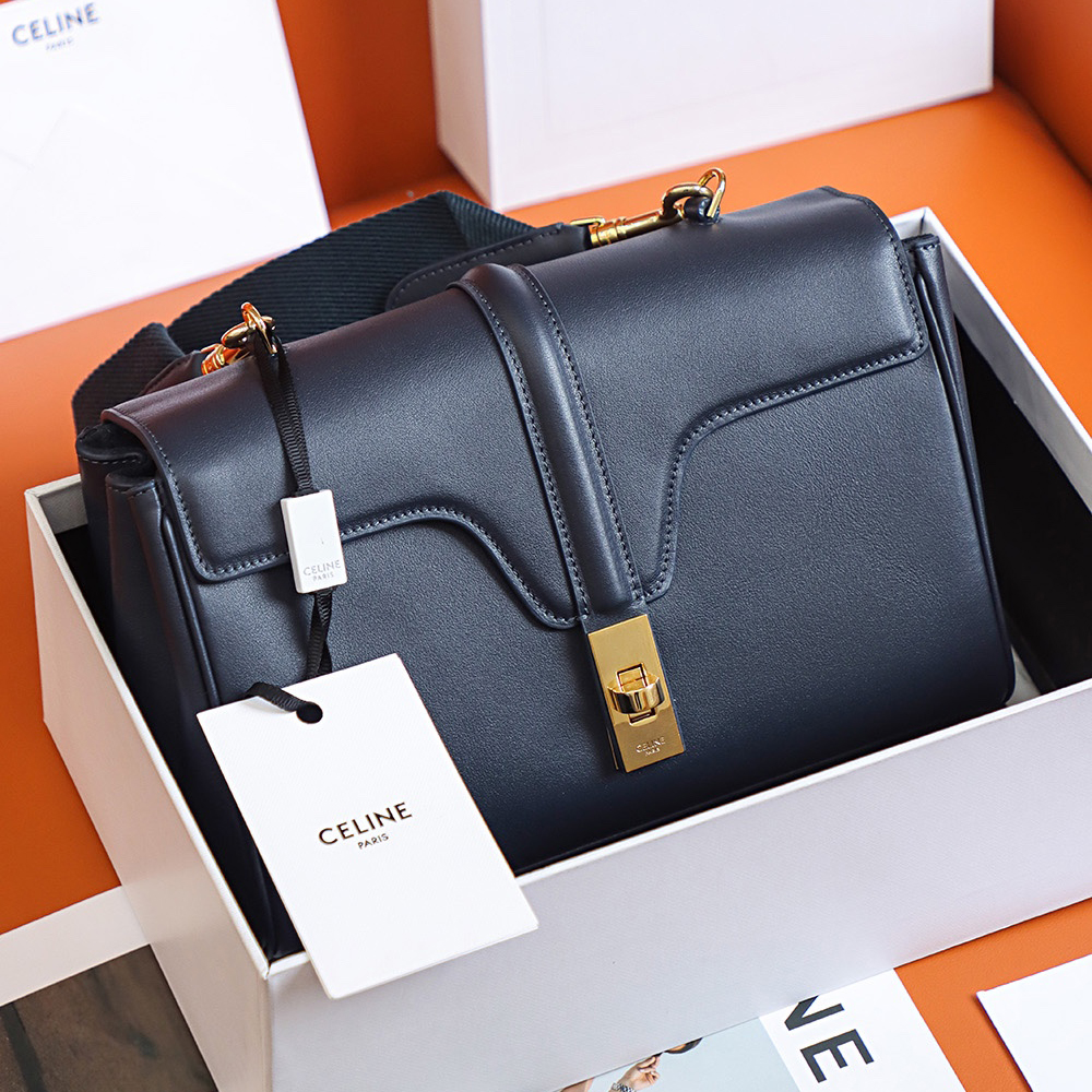 셀린느 틴 소프트 16 레더 숄더백 121 196853