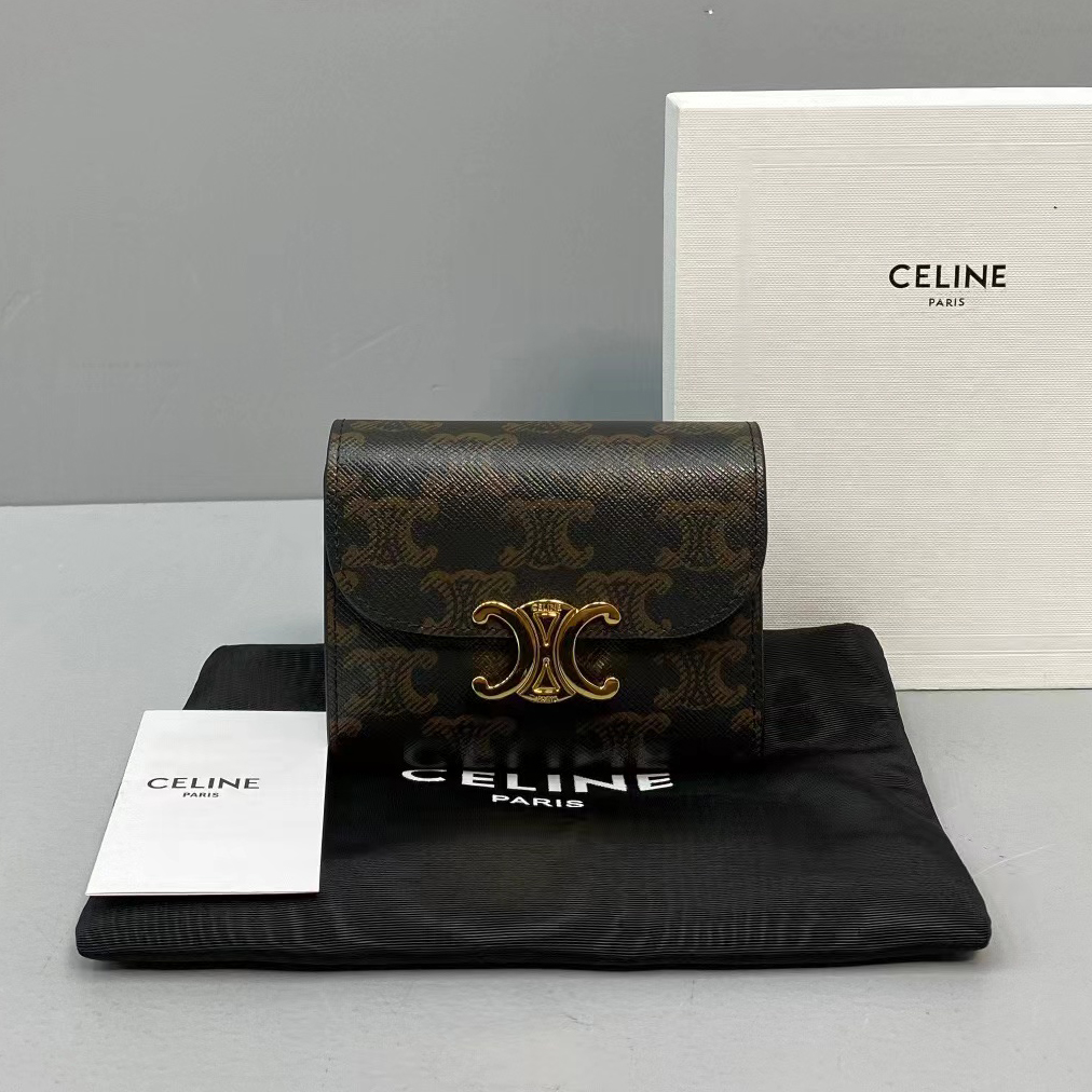 셀린느 지갑 트리오페 스몰 플랩 반지갑 트리오페 캔버스 10D782CQH