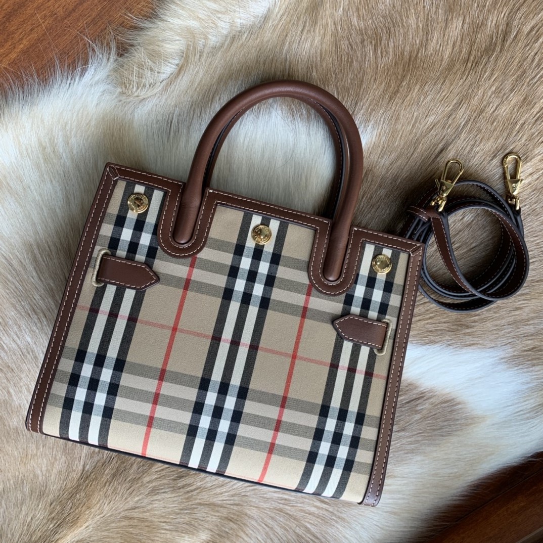 버버리 빈티지 체크 투 핸들 타이틀백 미듐 스몰 8025274