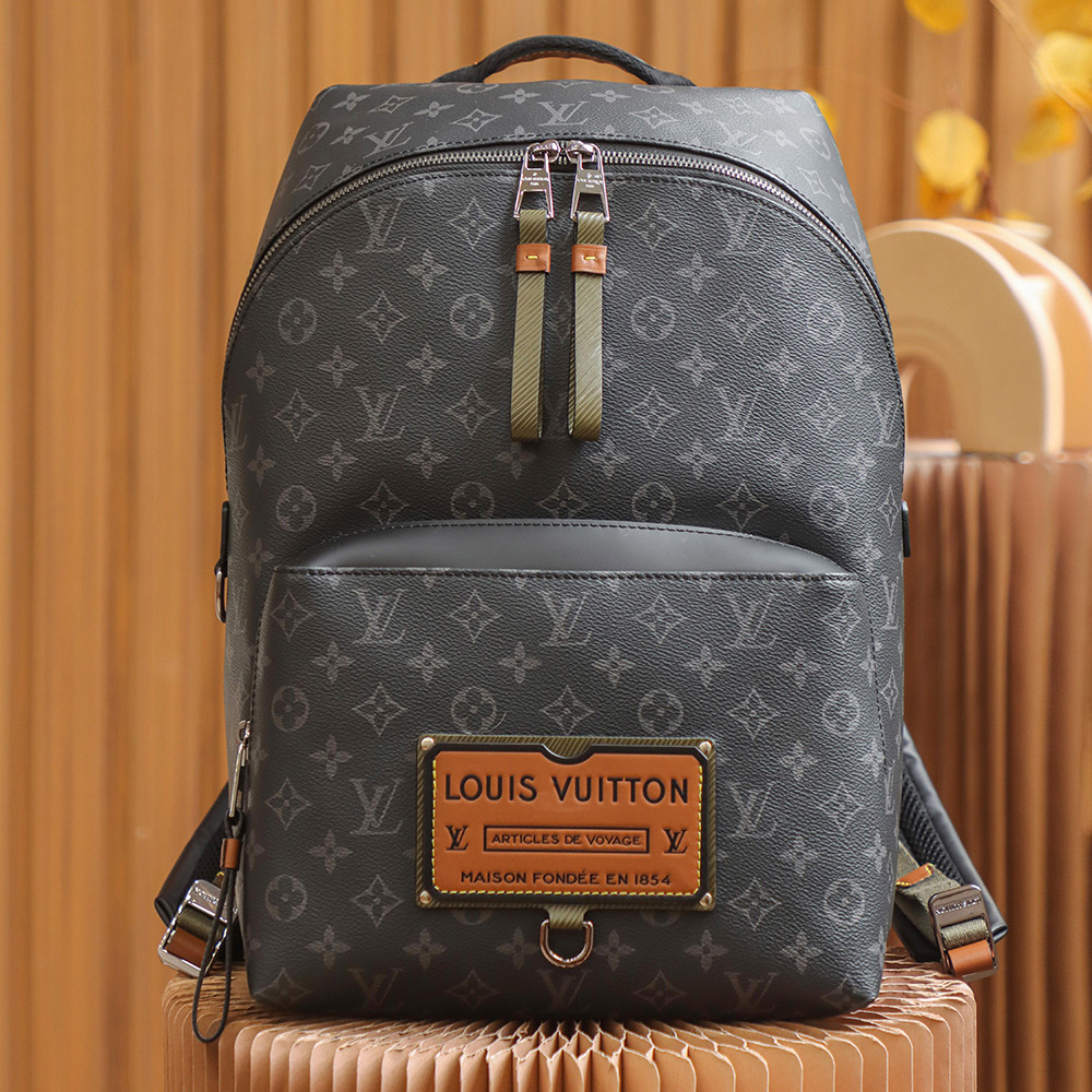 LOUIS VUITTON 루이비통 디스커버리 백팩 M45218