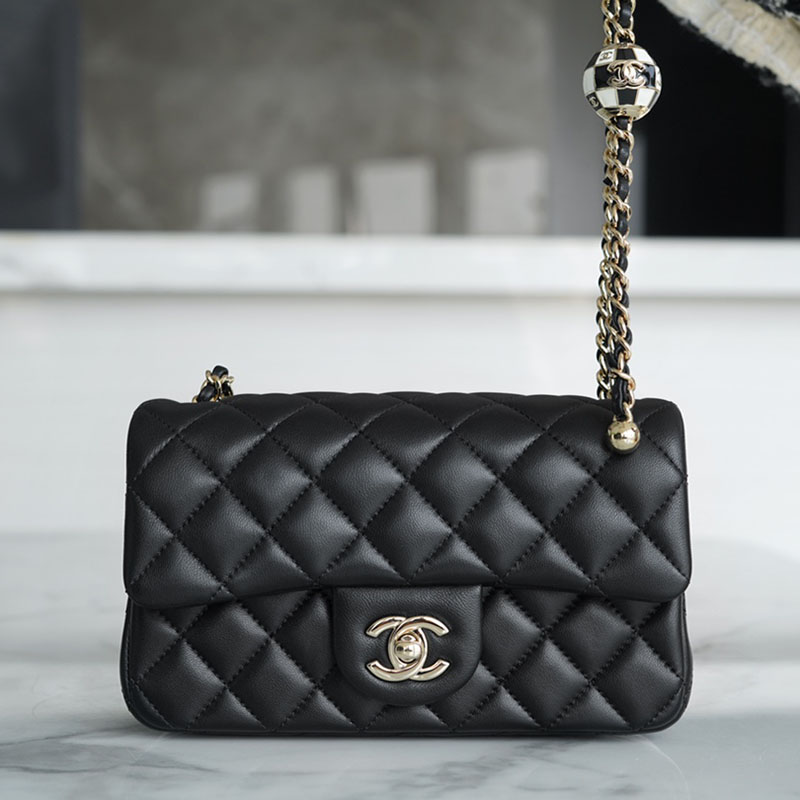 샤넬 클래식 골드볼 뉴 미니 백 블랙 금장 AS1787 B0916 N6517