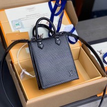 루이비통 에피 쁘띠 삭 플라 느와 블랙 M69441