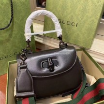 구찌 뱀부 1947 스몰 탑 핸들백 ‎675797 10ODP 1060