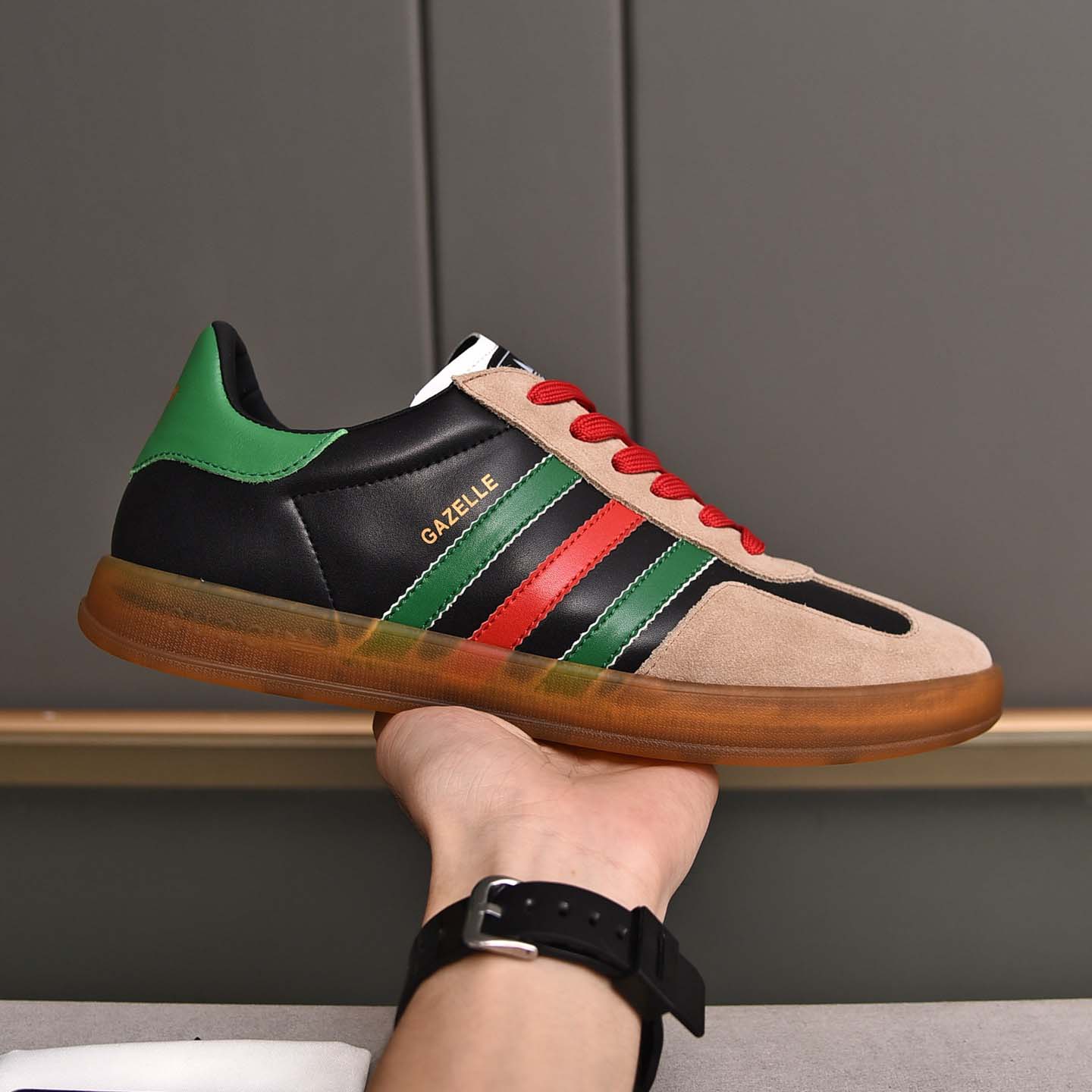 구찌 x 아디다스 가젤 스니커즈 726488 AAA43 9549