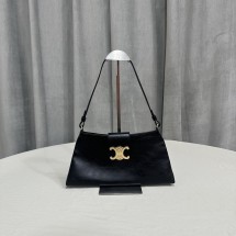 셀린느 트리오페 가죽 파우치 숄더백 113673FEO