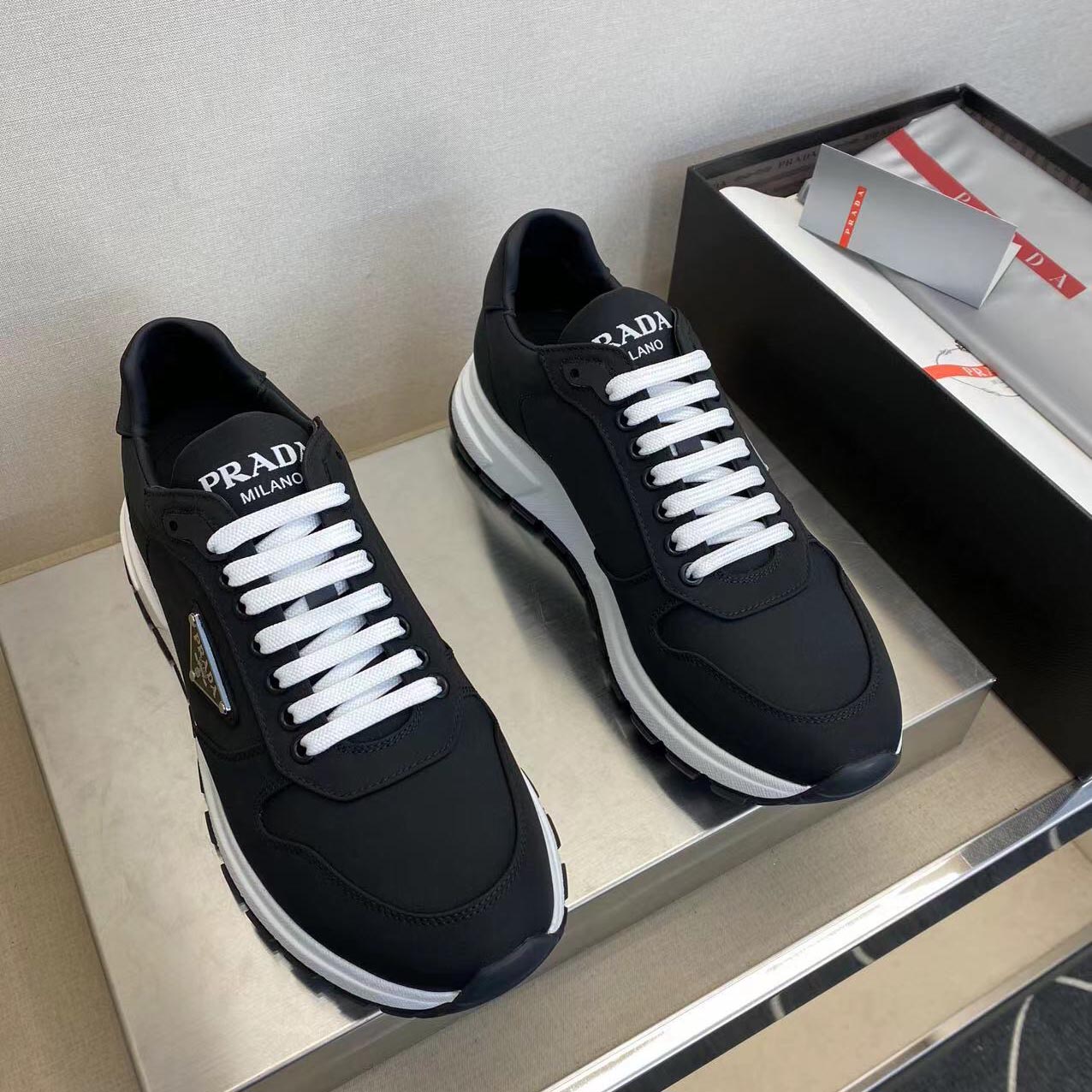 프라다 23FW 리나일론 스니커즈 2칼라 2EE369 3LFV F0632