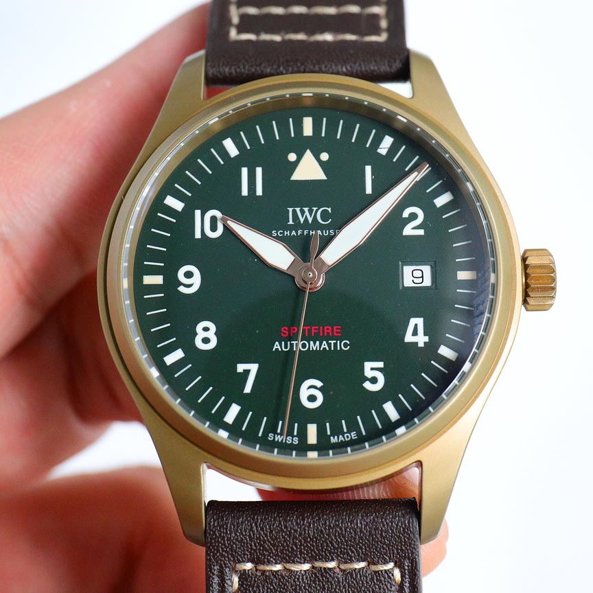IWC 파일럿 Spitfire 오토매틱 그린 다이얼 남성 39mm 시계 IW326802