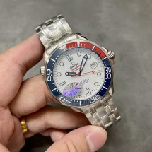 오메가 오토메틱 007 커멘더스 나토밴드 42mm 시계 212.32.41.20.04.001