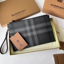 BURBERRY 버버리 에딘 체크 지퍼 클러치 8064580