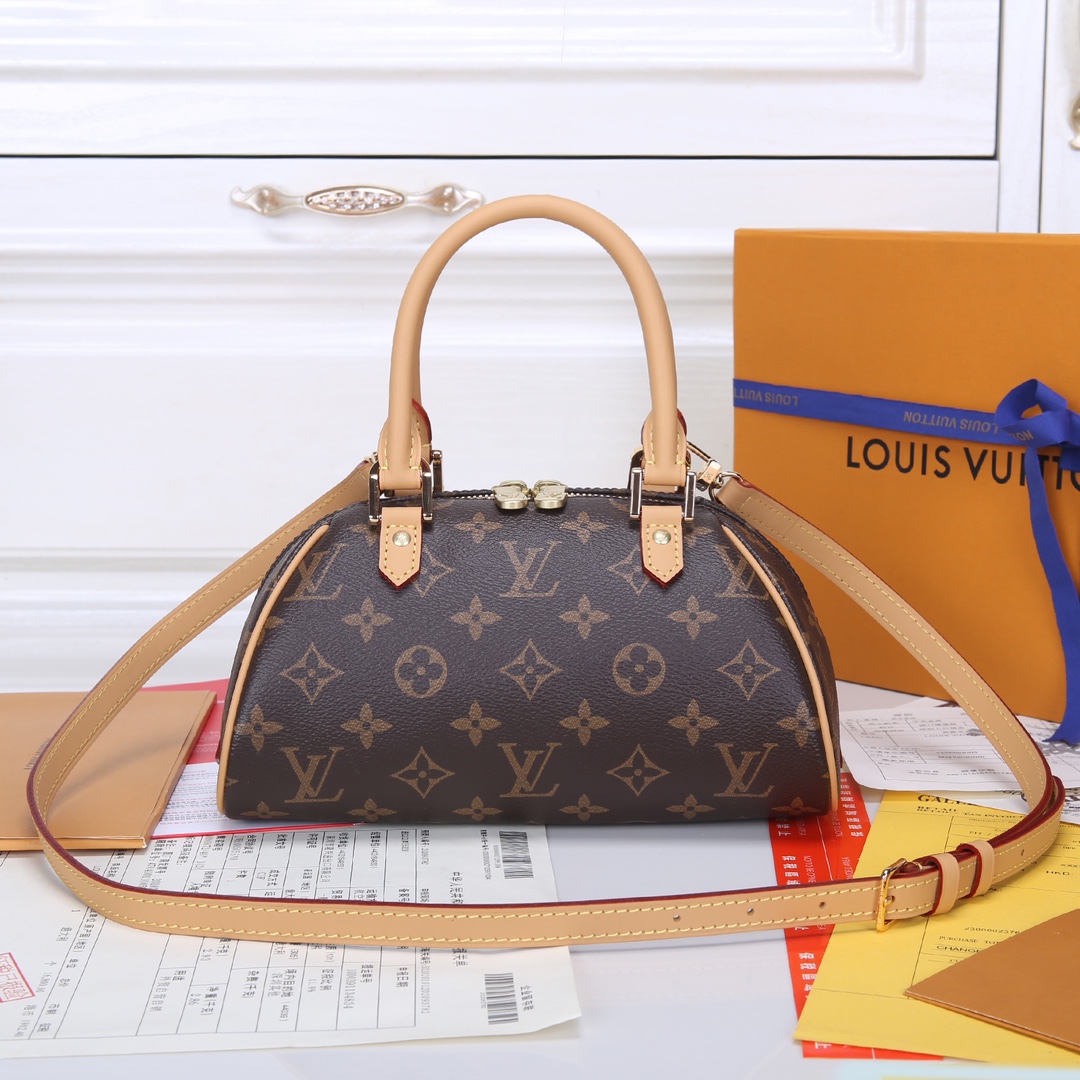 루이비통 모노그램 리베라 PM M50202