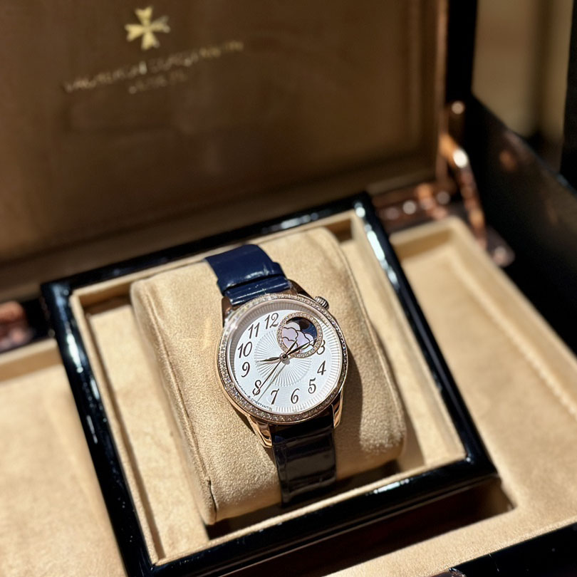 바쉐론 콘스탄틴 37mm 시계 8005F 000R-B498