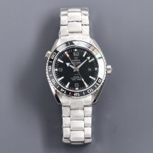 오메가 씨마스터 플래닛 오션 GMT 43.5mm 시계 232.30.44.22.01.001