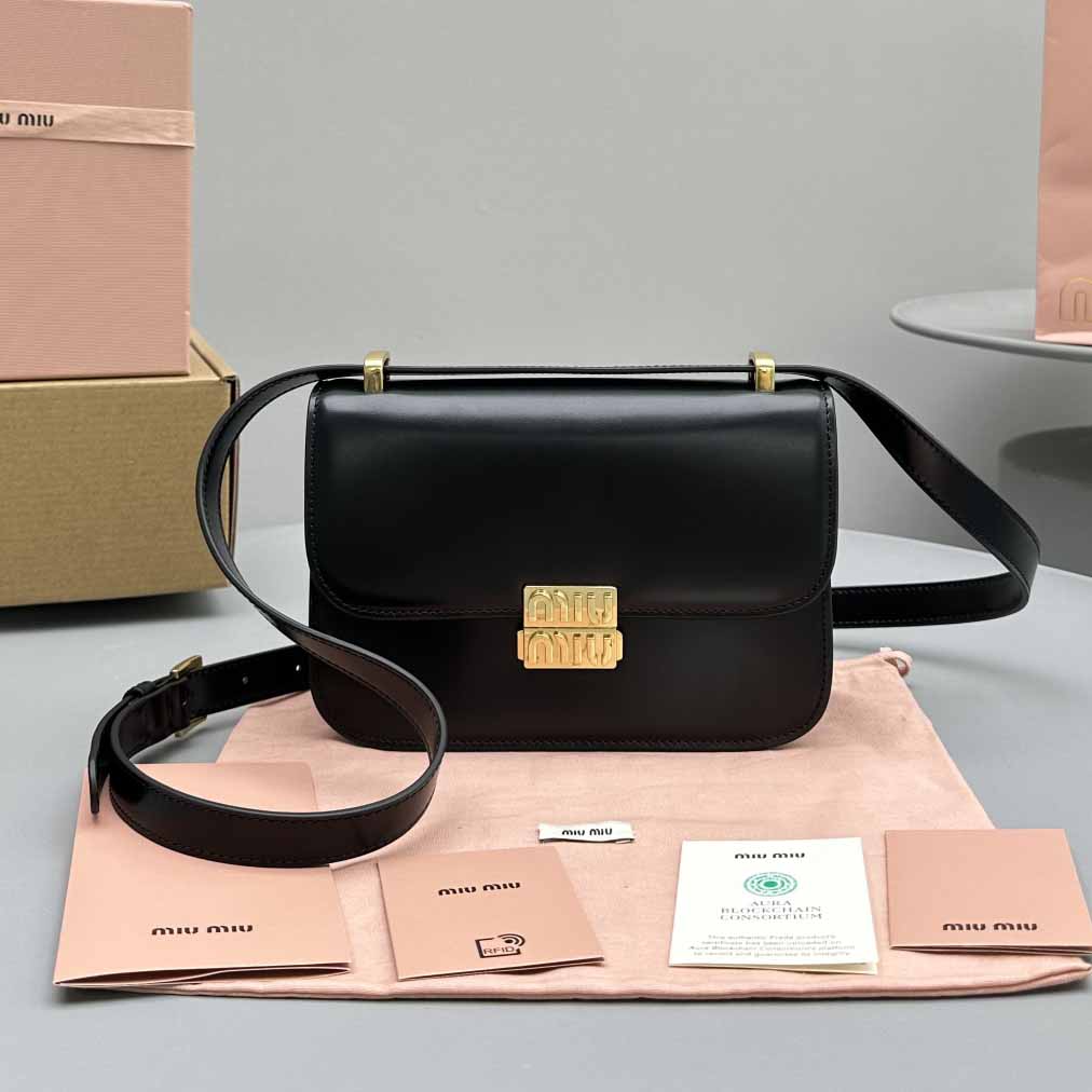 미우미우 가죽 로고 숄더백 3칼라 5BD254