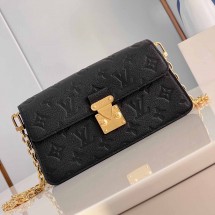 루이비통 월릿 온 체인 메티스 2칼라 M82637