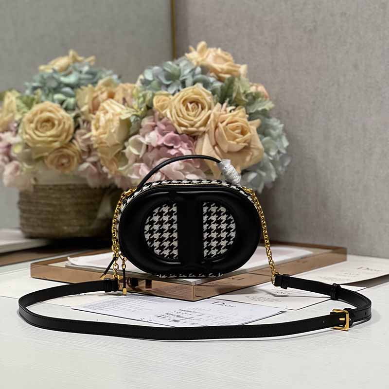 디올 CD SIGNATURE 레더 코튼 오벌 카메라 백 S2201UZMF M911