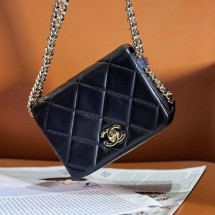 샤넬 신상 미니플랩백 2칼라 AS3099