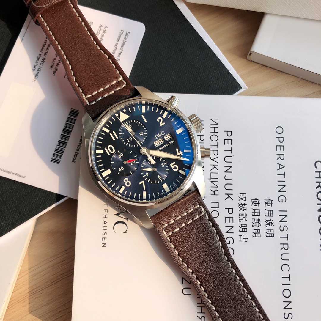 IWC 파일럿 크로노 청판 어린왕자 에디션 43mm 시계 iw377714