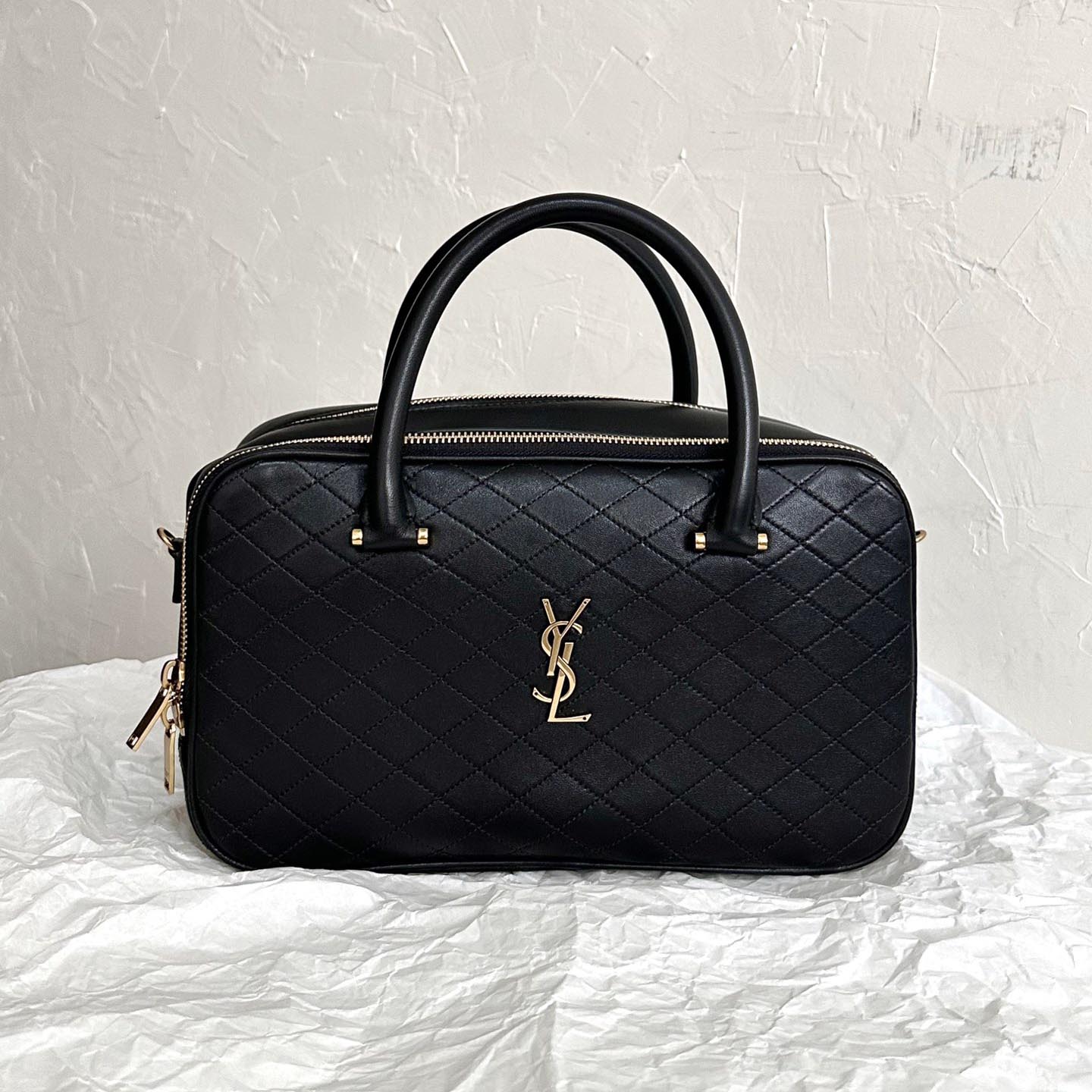 23FW 생로랑 토트백 766785 BLACK