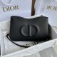 디올 CD시그니처 미니 호보백 블랙 S2213UMFV