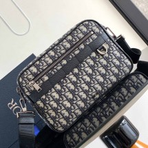 디올 사파리 맥시 메신저 백 2칼라 1ESPO297YKY H27E