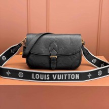 루이비통 다이앤 모노그램 앙프레뜨 숄더백 3칼라 M46386