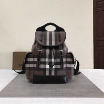 버버리 남성 백팩 8057608