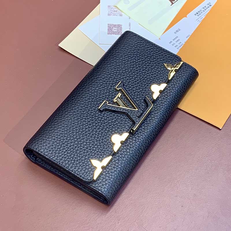 루이비통 여성 카퓌신 월렛 M64551