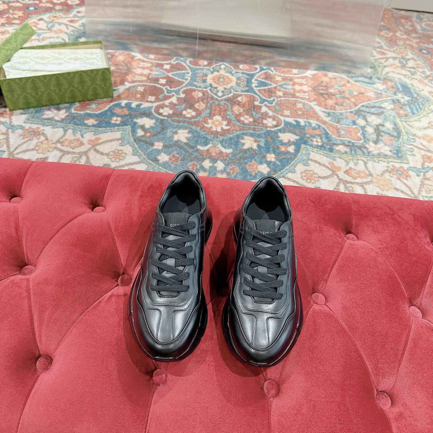 구찌 남여공용 라이톤 스니커즈 721751 0G2R0 1000