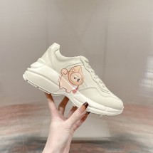 구찌 남여공용 라이톤 피카라 스니커즈 아이보리 737521