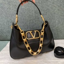 발렌티노 스터드 사인 나파 호보백 3칼라 XW2B0K28VNL