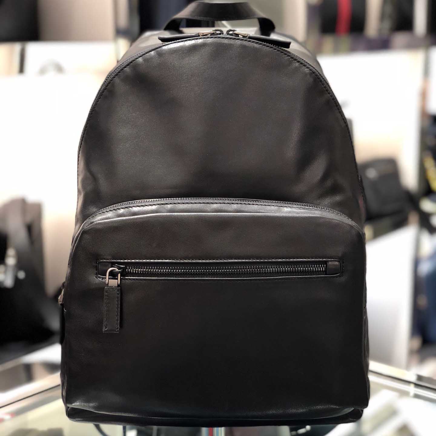 프라다 남성 가죽 백팩 Leather backpack | Prada - 2VZ066_2BYA_F0002_V_OLO