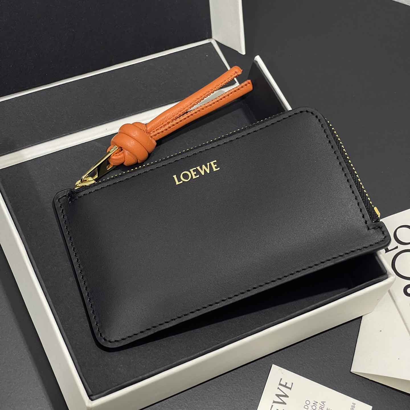 로에베 여성 카드 지갑 페블 코인 카드홀더 4칼라 CANBZ40X01