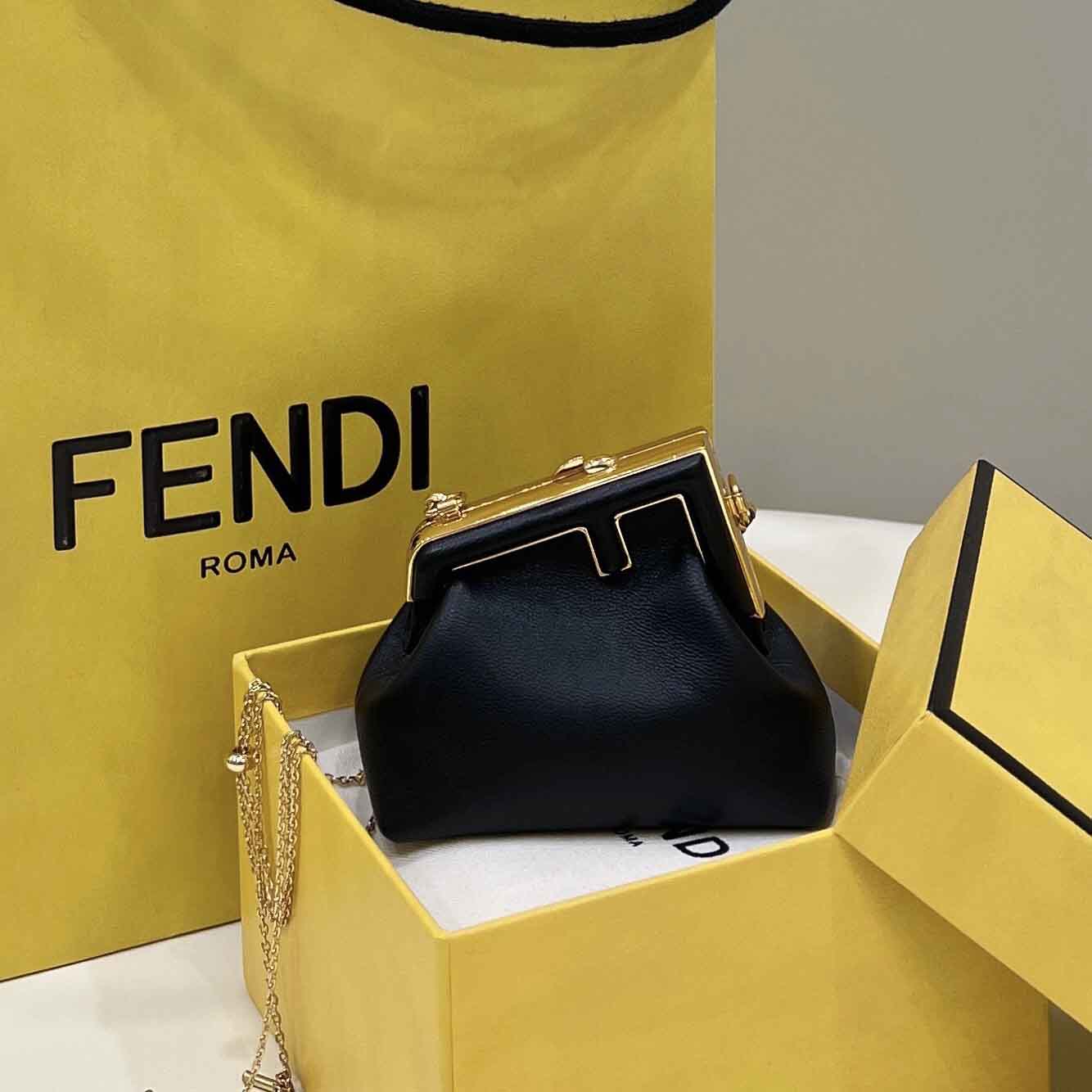 펜디 나노 퍼스트 참 숄더백 7칼라 7AS051