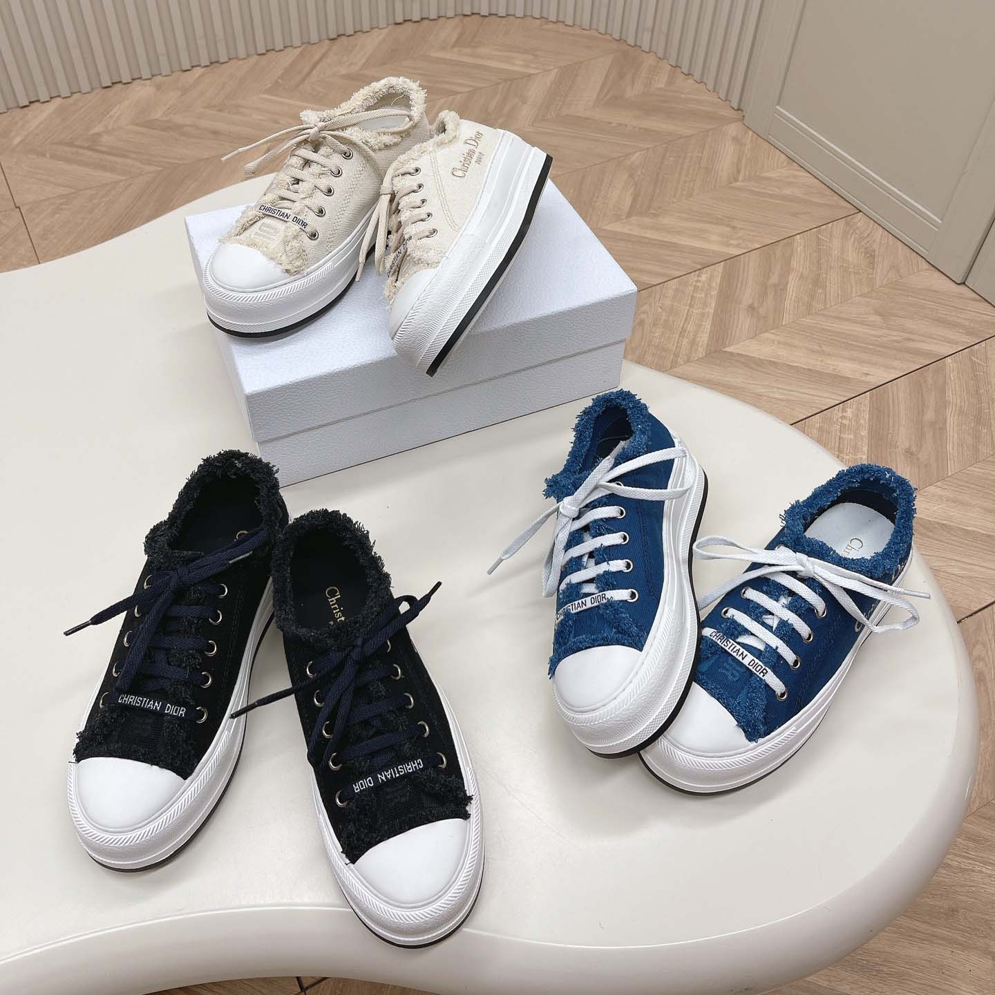 DIOR 디올 워크앤디올 플랫폼 스니커즈 (3컬러) KCK412CVY