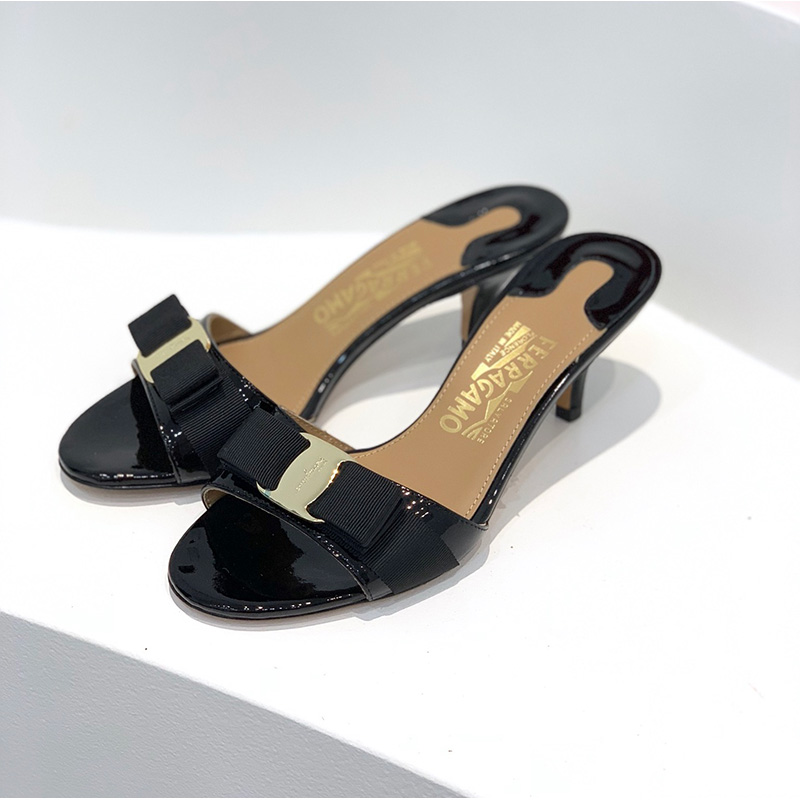 페라가모 바라 보우 슬라이드 6칼라 758004 01E562 0758004