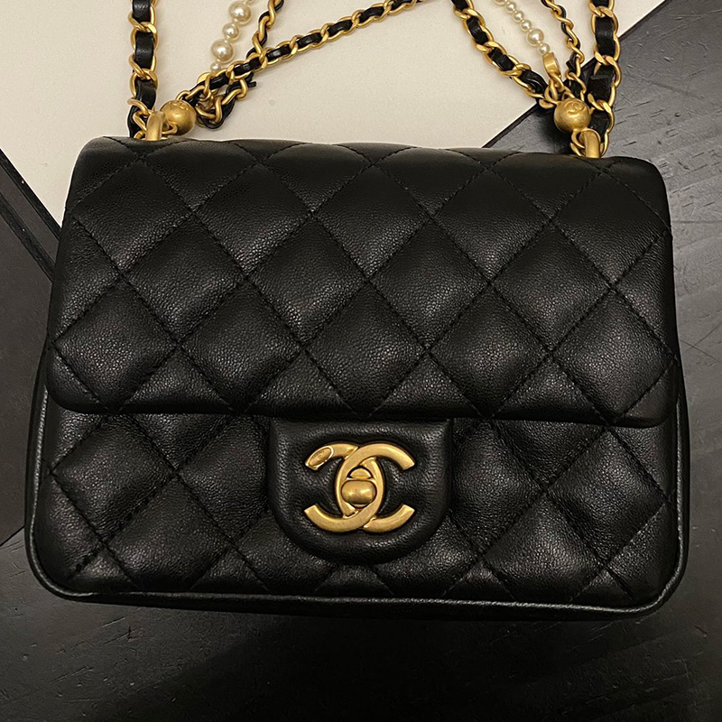 샤넬 진주체인 쁘띠삭 미니-스몰 2사이즈 플랩백  AS4385 AS4384