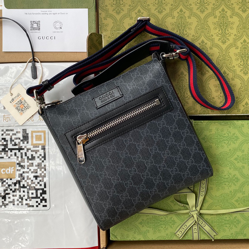 24 S 구찌 남성 GG 슈프림 스몰 메신저 크로스백 블랙 523599 K5RLN 1095