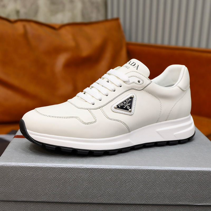 프라다 삼각로고 로우 스니커즈 2EE369 3LF5 F0964