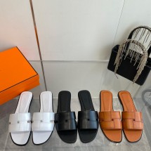 에르메스 이디오마 샌들 뮬 여성 슬리퍼 여름 가죽 H241099Z 02360 (3칼라)