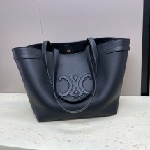 셀린느 아나이스 카바스 퀴르 트리오페 숄더백 116853ENY (3칼라)