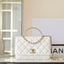 샤넬 뉴미니 탑핸들 램스킨 2칼라 AP3504