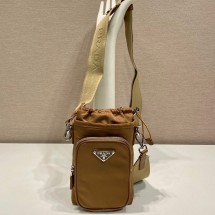 프라다 리나일론 스마트폰 케이스 2ZH155 2DMI F0002